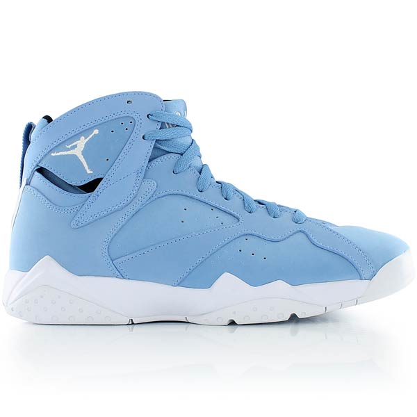 AIR_JORDAN_7_RETRO-UNIVERSITY_BLUE_WHITE_WHITE_BLACK-1